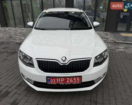 Белый Шкода Октавия, объемом двигателя 1.4 л и пробегом 208 тыс. км за 10000 $, фото 5 на Automoto.ua
