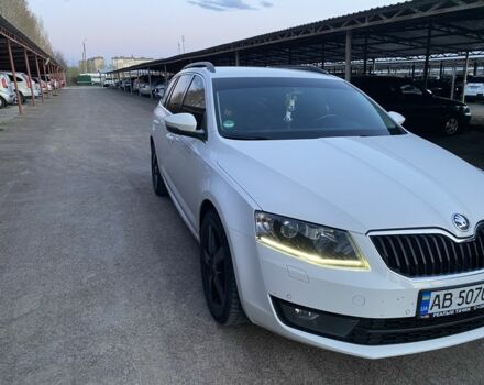 Белый Шкода Октавия, объемом двигателя 2 л и пробегом 227 тыс. км за 11900 $, фото 16 на Automoto.ua