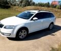 Белый Шкода Октавия, объемом двигателя 1.6 л и пробегом 261 тыс. км за 11500 $, фото 5 на Automoto.ua