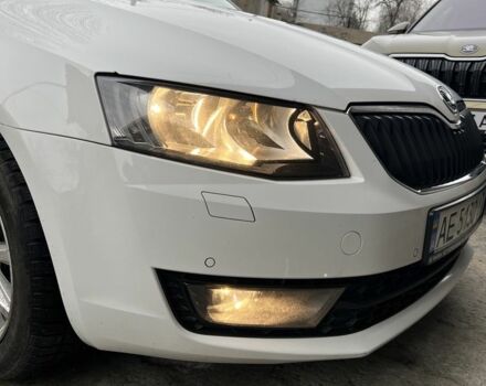 Белый Шкода Октавия, объемом двигателя 1.9 л и пробегом 219 тыс. км за 10700 $, фото 3 на Automoto.ua