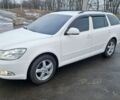 Белый Шкода Октавия, объемом двигателя 1.62 л и пробегом 210 тыс. км за 8600 $, фото 5 на Automoto.ua