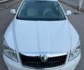 Белый Шкода Октавия, объемом двигателя 2 л и пробегом 246 тыс. км за 10950 $, фото 23 на Automoto.ua