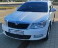 Белый Шкода Октавия, объемом двигателя 1.6 л и пробегом 215 тыс. км за 6900 $, фото 1 на Automoto.ua