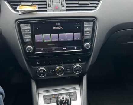 Білий Шкода Октавія, об'ємом двигуна 1.97 л та пробігом 240 тис. км за 11200 $, фото 14 на Automoto.ua