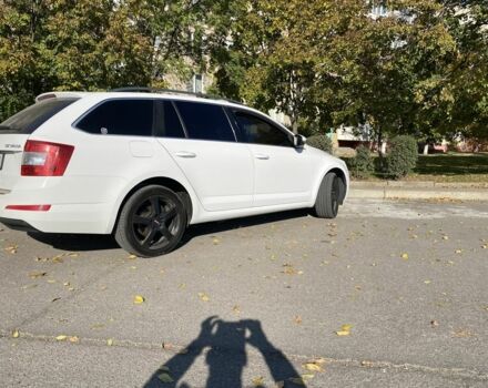 Белый Шкода Октавия, объемом двигателя 2 л и пробегом 227 тыс. км за 11900 $, фото 3 на Automoto.ua