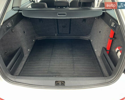 Белый Шкода Октавия, объемом двигателя 1.6 л и пробегом 261 тыс. км за 10400 $, фото 19 на Automoto.ua