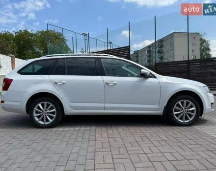 Белый Шкода Октавия, объемом двигателя 1.97 л и пробегом 303 тыс. км за 10800 $, фото 9 на Automoto.ua