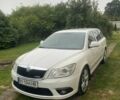 Белый Шкода Октавия, объемом двигателя 1.97 л и пробегом 290 тыс. км за 8900 $, фото 1 на Automoto.ua