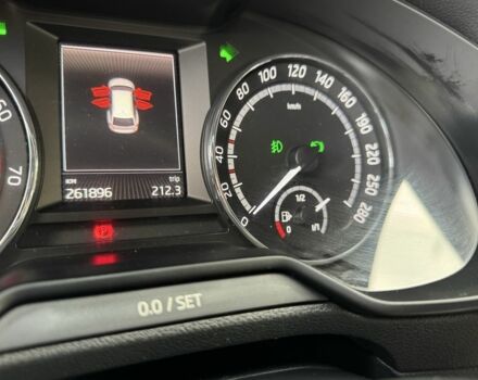 Белый Шкода Октавия, объемом двигателя 2 л и пробегом 261 тыс. км за 11708 $, фото 18 на Automoto.ua