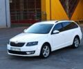 Белый Шкода Октавия, объемом двигателя 1.2 л и пробегом 340 тыс. км за 7500 $, фото 1 на Automoto.ua