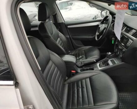 Белый Шкода Октавия, объемом двигателя 1.97 л и пробегом 241 тыс. км за 10999 $, фото 13 на Automoto.ua