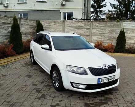 Шкода Октавия 2014 в Казатине на Automoto.ua Белый Шкода Октавия, объемом двигателя 1.97 л и пробегом 199 тыс. км за 11500 $, фото 3 на Automoto.ua
