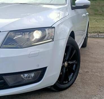 Белый Шкода Октавия, объемом двигателя 1.6 л и пробегом 245 тыс. км за 10300 $, фото 9 на Automoto.ua