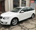 Белый Шкода Октавия, объемом двигателя 1.8 л и пробегом 228 тыс. км за 8999 $, фото 1 на Automoto.ua