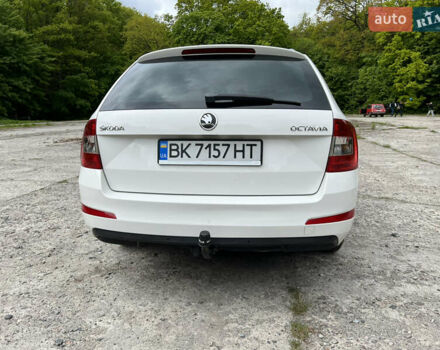 Белый Шкода Октавия, объемом двигателя 1.98 л и пробегом 261 тыс. км за 13150 $, фото 6 на Automoto.ua