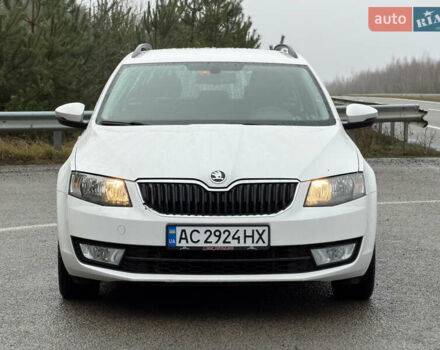 Білий Шкода Октавія, об'ємом двигуна 1.6 л та пробігом 204 тис. км за 11299 $, фото 12 на Automoto.ua