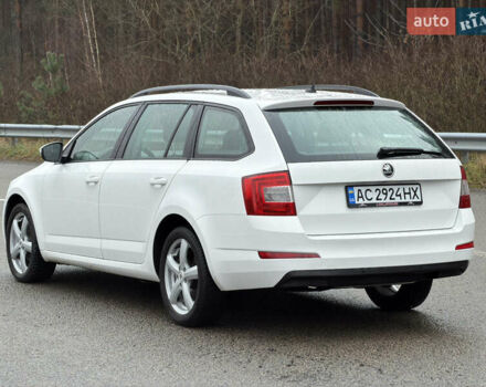 Білий Шкода Октавія, об'ємом двигуна 1.6 л та пробігом 204 тис. км за 11299 $, фото 4 на Automoto.ua