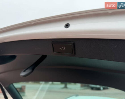 Белый Шкода Октавия, объемом двигателя 2 л и пробегом 230 тыс. км за 15200 $, фото 41 на Automoto.ua