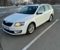 Белый Шкода Октавия, объемом двигателя 1.6 л и пробегом 248 тыс. км за 5800 $, фото 1 на Automoto.ua