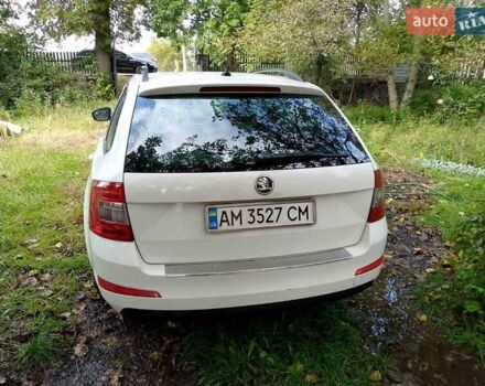 Білий Шкода Октавія, об'ємом двигуна 1.6 л та пробігом 249 тис. км за 11250 $, фото 1 на Automoto.ua