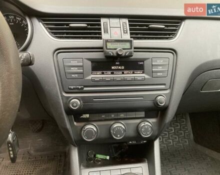 Белый Шкода Октавия, объемом двигателя 1.2 л и пробегом 114 тыс. км за 10500 $, фото 11 на Automoto.ua