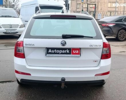 Білий Шкода Октавія, об'ємом двигуна 2 л та пробігом 328 тис. км за 8990 $, фото 7 на Automoto.ua