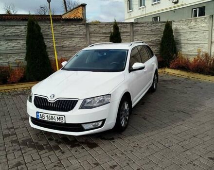 Шкода Октавия 2014 в Казатине на Automoto.ua Белый Шкода Октавия, объемом двигателя 1.97 л и пробегом 199 тыс. км за 11500 $, фото 5 на Automoto.ua