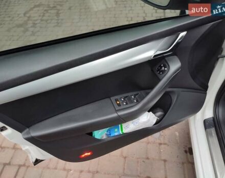 Білий Шкода Октавія, об'ємом двигуна 1.6 л та пробігом 227 тис. км за 11700 $, фото 9 на Automoto.ua