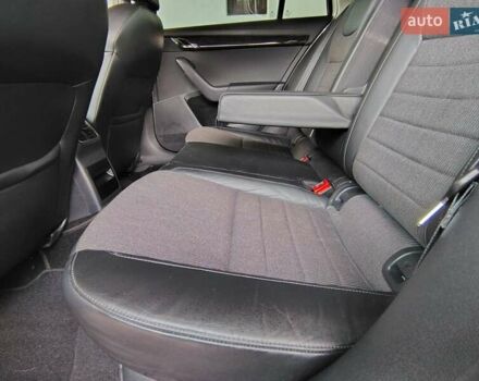 Белый Шкода Октавия, объемом двигателя 1.97 л и пробегом 225 тыс. км за 11300 $, фото 43 на Automoto.ua