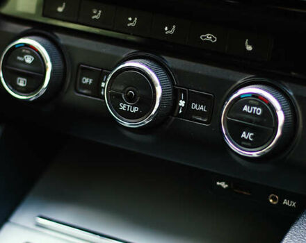 Белый Шкода Октавия, объемом двигателя 1.6 л и пробегом 295 тыс. км за 12500 $, фото 12 на Automoto.ua