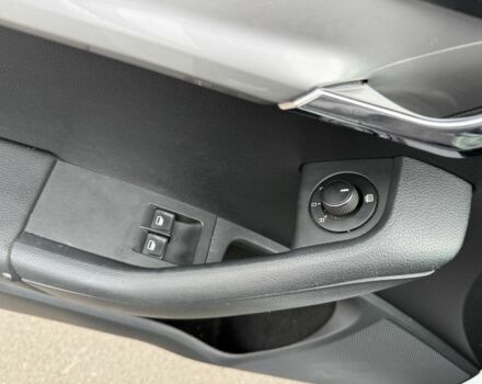 Белый Шкода Октавия, объемом двигателя 1.6 л и пробегом 206 тыс. км за 9500 $, фото 7 на Automoto.ua