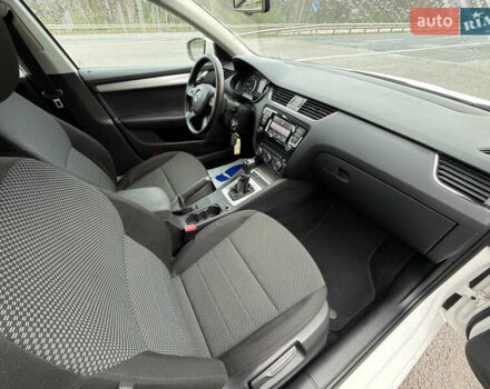 Білий Шкода Октавія, об'ємом двигуна 1.6 л та пробігом 204 тис. км за 11299 $, фото 44 на Automoto.ua