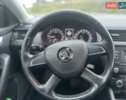 Білий Шкода Октавія, об'ємом двигуна 1.6 л та пробігом 284 тис. км за 8600 $, фото 32 на Automoto.ua