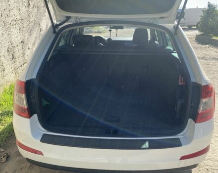 Шкода Октавия 2014 в Одессе на Automoto.ua Белый Шкода Октавия, объемом двигателя 2 л и пробегом 3 тыс. км за 9200 $, фото 4 на Automoto.ua