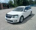 Білий Шкода Октавія, об'ємом двигуна 1.6 л та пробігом 241 тис. км за 11300 $, фото 6 на Automoto.ua