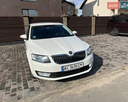 Білий Шкода Октавія, об'ємом двигуна 1.6 л та пробігом 248 тис. км за 10700 $, фото 52 на Automoto.ua