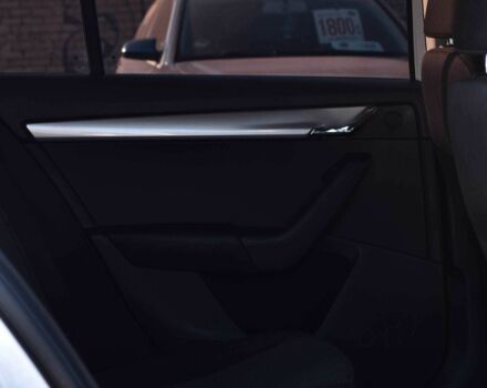 Шкода Октавия 2014 в Кривом Роге на Automoto.ua Белый Шкода Октавия, объемом двигателя 1.6 л и пробегом 304 тыс. км за 8999 $, фото 14 на Automoto.ua