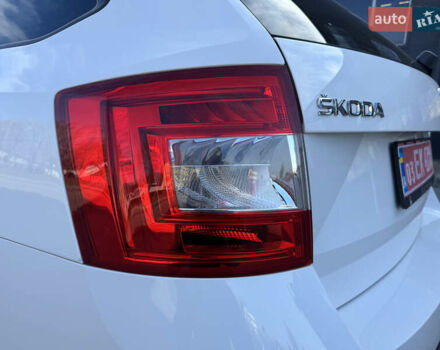 Белый Шкода Октавия, объемом двигателя 1.98 л и пробегом 199 тыс. км за 13500 $, фото 26 на Automoto.ua