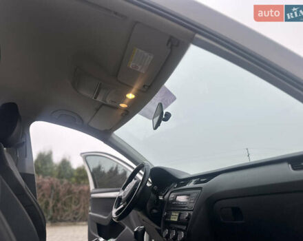 Білий Шкода Октавія, об'ємом двигуна 1.6 л та пробігом 284 тис. км за 8600 $, фото 36 на Automoto.ua