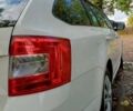 Білий Шкода Октавія, об'ємом двигуна 1.6 л та пробігом 249 тис. км за 11250 $, фото 10 на Automoto.ua