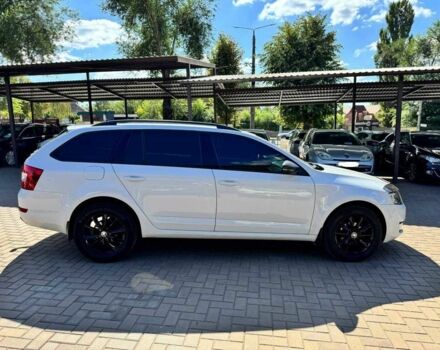 Білий Шкода Октавія, об'ємом двигуна 1.6 л та пробігом 220 тис. км за 9700 $, фото 9 на Automoto.ua