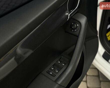 Белый Шкода Октавия, объемом двигателя 1.97 л и пробегом 246 тыс. км за 12400 $, фото 17 на Automoto.ua