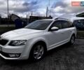 Білий Шкода Октавія, об'ємом двигуна 1.6 л та пробігом 285 тис. км за 10300 $, фото 1 на Automoto.ua