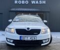 Белый Шкода Октавия, объемом двигателя 1.6 л и пробегом 380 тыс. км за 9799 $, фото 3 на Automoto.ua