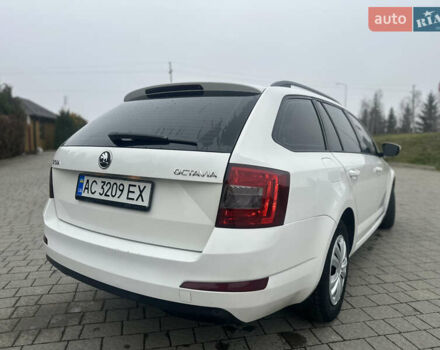 Білий Шкода Октавія, об'ємом двигуна 1.6 л та пробігом 284 тис. км за 8600 $, фото 15 на Automoto.ua