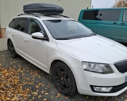 Білий Шкода Октавія, об'ємом двигуна 1.6 л та пробігом 256 тис. км за 11000 $, фото 1 на Automoto.ua