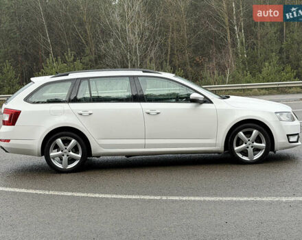 Білий Шкода Октавія, об'ємом двигуна 1.6 л та пробігом 204 тис. км за 11299 $, фото 9 на Automoto.ua
