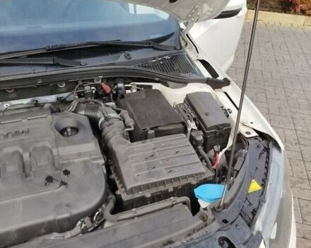 Шкода Октавия 2014 в Казатине на Automoto.ua Белый Шкода Октавия, объемом двигателя 1.97 л и пробегом 199 тыс. км за 11500 $, фото 22 на Automoto.ua