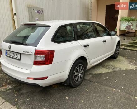 Белый Шкода Октавия, объемом двигателя 1.2 л и пробегом 114 тыс. км за 10500 $, фото 4 на Automoto.ua