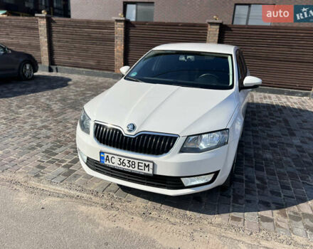 Білий Шкода Октавія, об'ємом двигуна 1.6 л та пробігом 248 тис. км за 10700 $, фото 35 на Automoto.ua